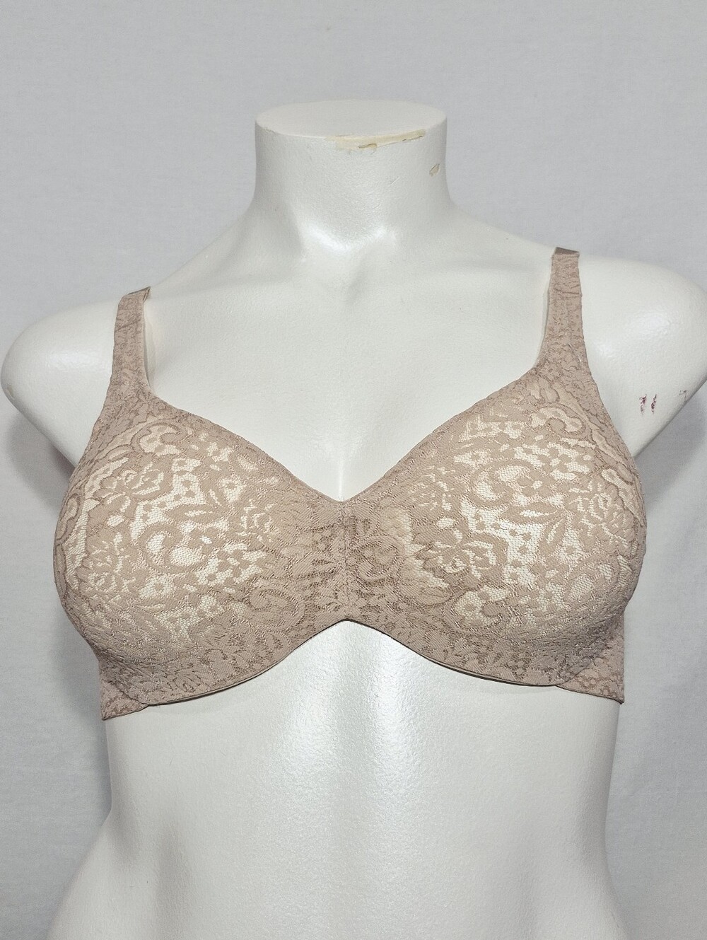 32D Wacoal 65547 Full Figure Halo Lace Underwire Bra Beige